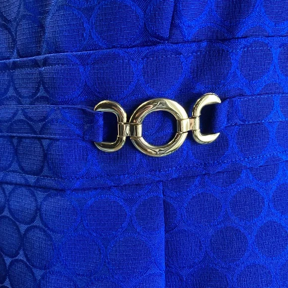 Tahari Sleeveless Dress - Picture 6 of 7